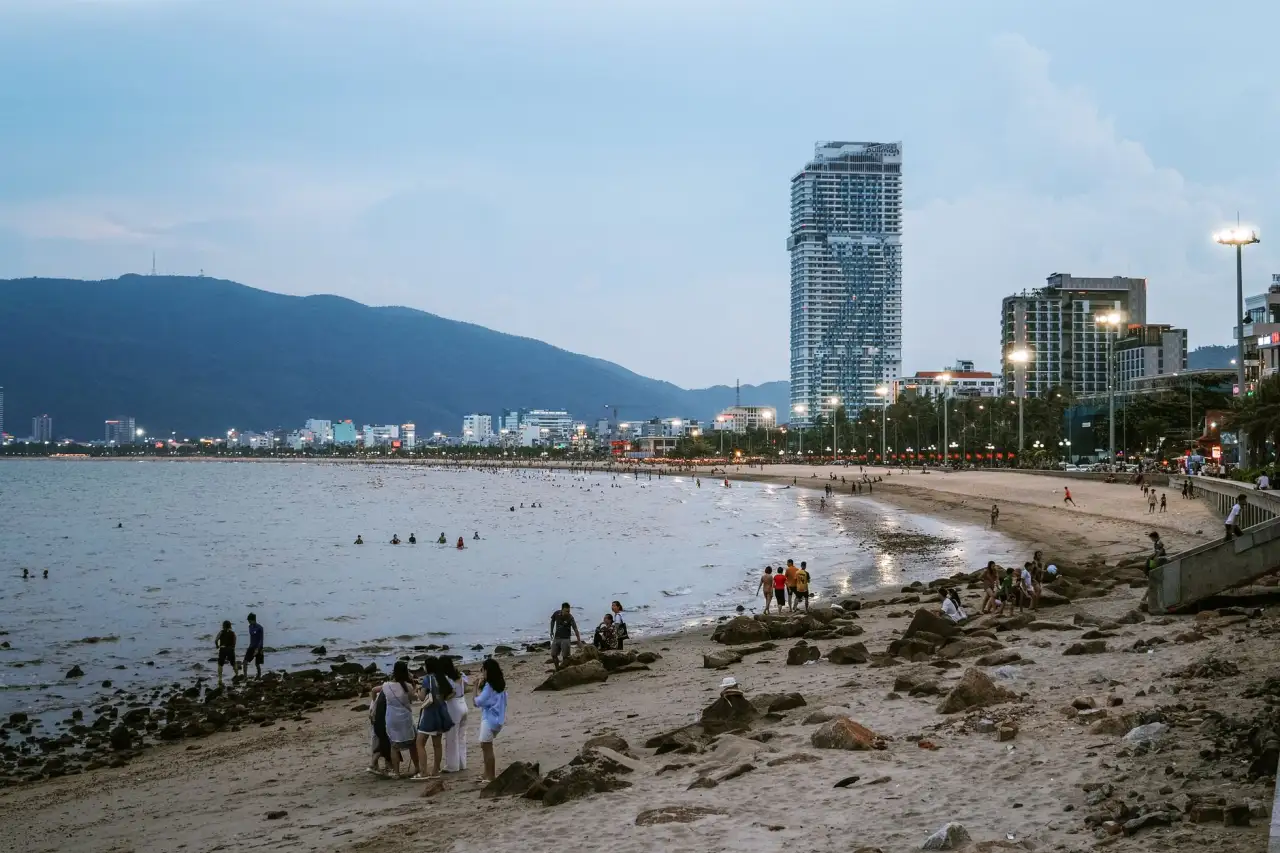2025年华北地区企业办公设备采购趋势与数码配件选型分析