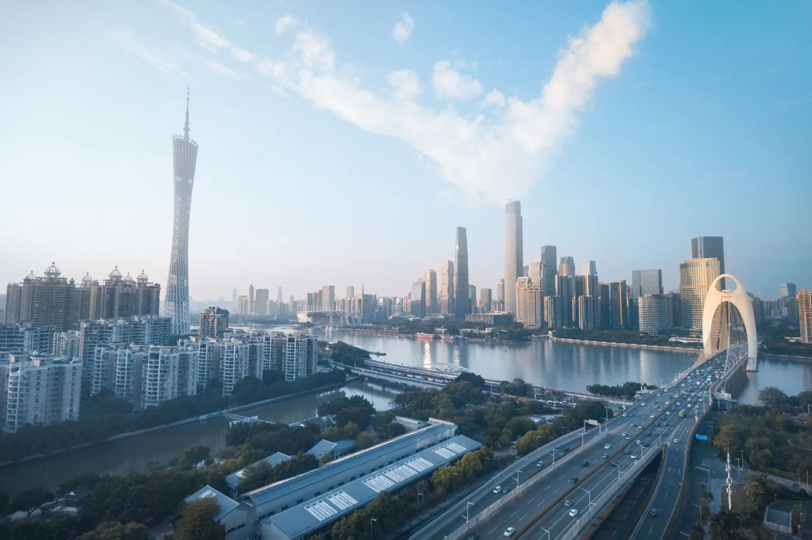 华北企业办公场景下通讯器材与电脑配件配套方案